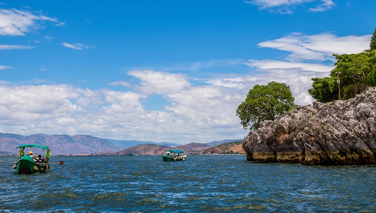 Nanzhao Island temple on Erhai Lake