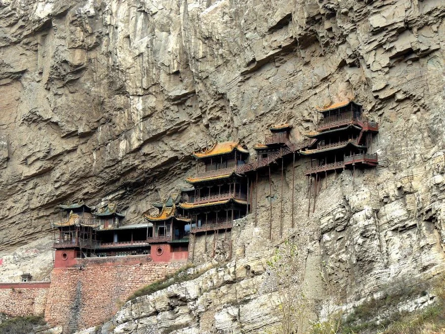 Mount Hengshan mountain temple at peak