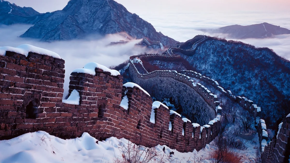 Walking the Great Wall: Which Section Should You Pick? 🧱🇨🇳