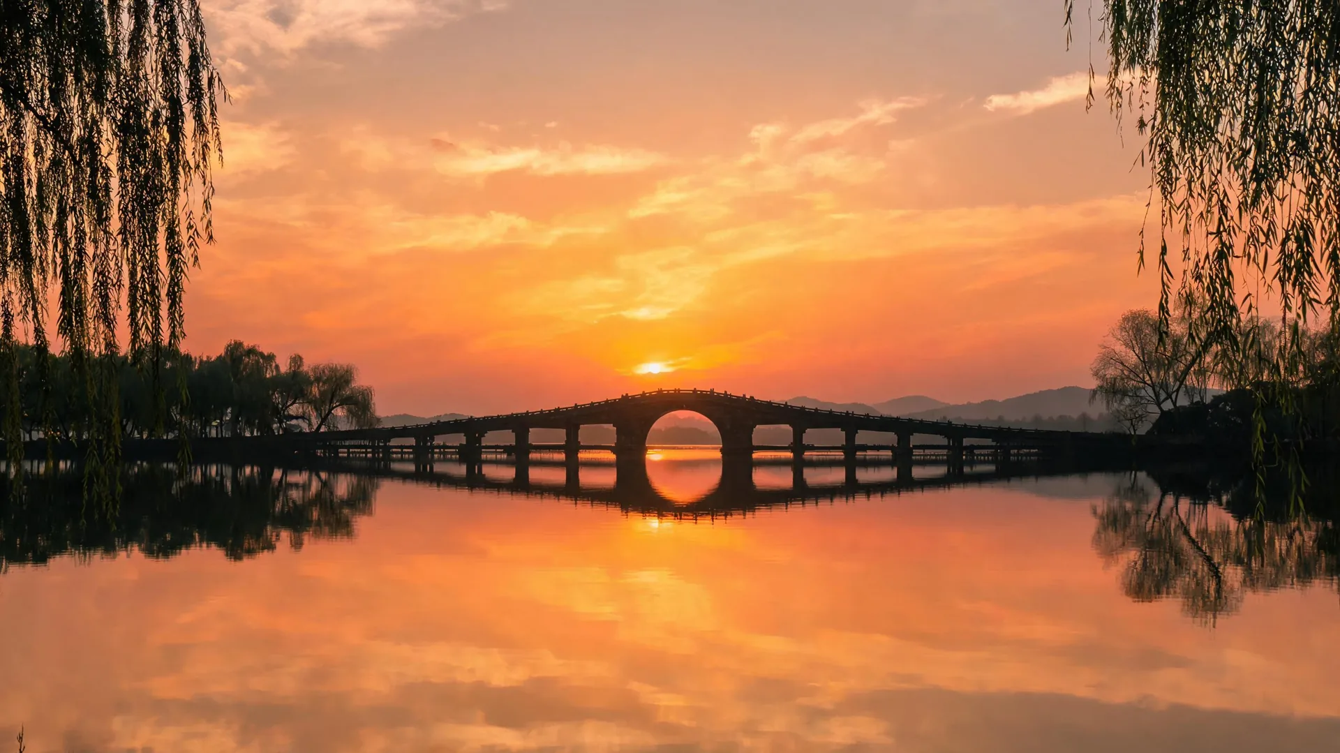 Hangzhou in 3 Days —AI Visual Story