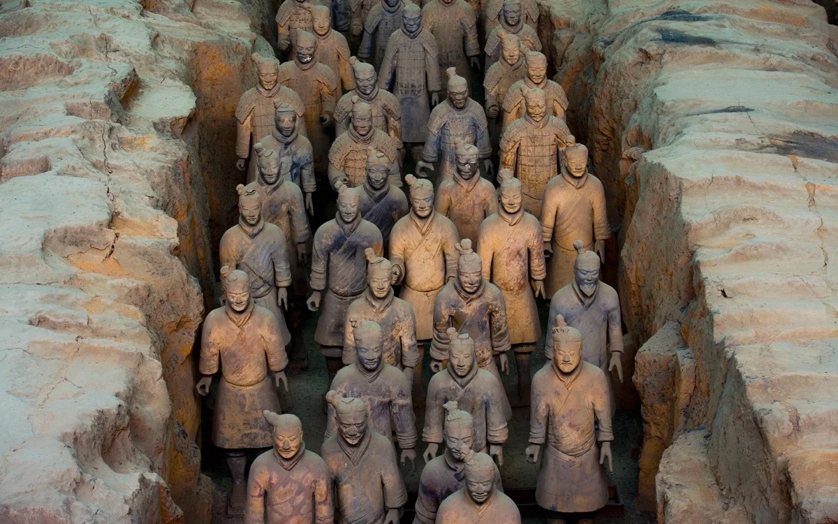 Bronze chariot horses and ceremonial artifacts reveal the extraordinary craftsmanship of Qin-era metalworkers
