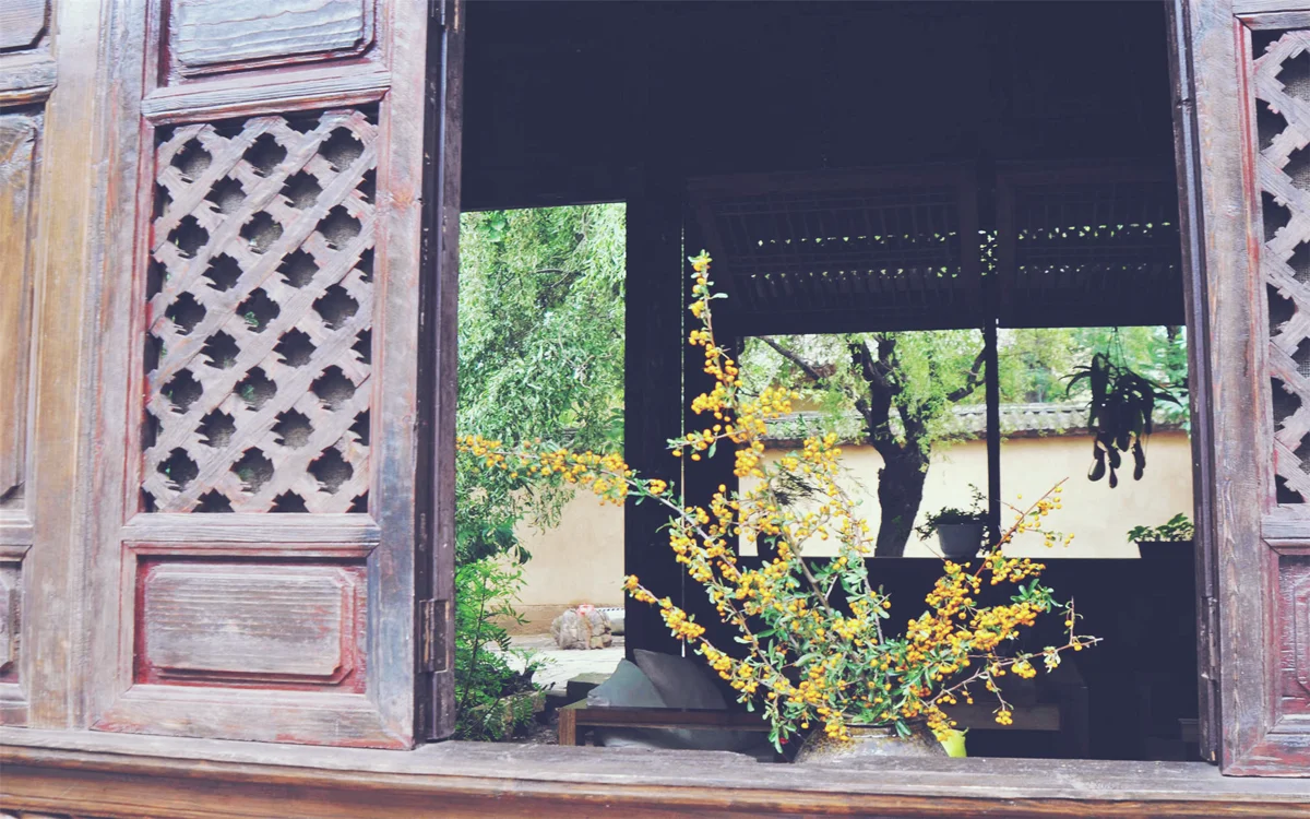 Shaxi ancient town with temple and market square